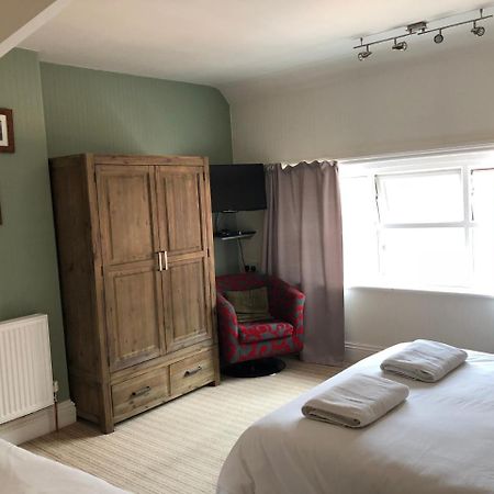 Corra Lynn Bed & Breakfast Whitby Exterior foto