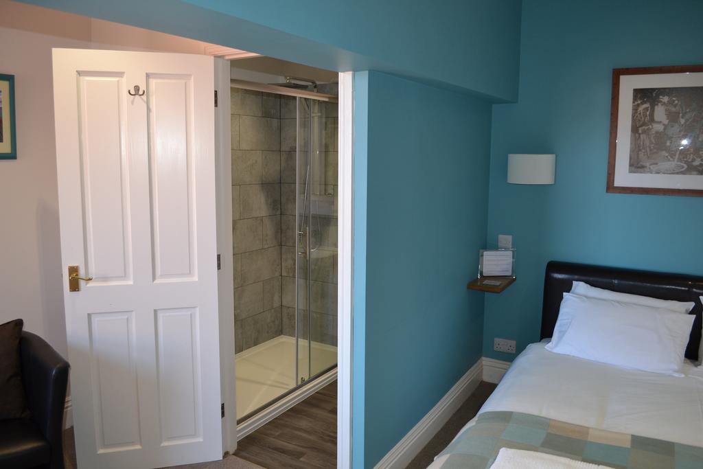 Corra Lynn Bed & Breakfast Whitby Exterior foto