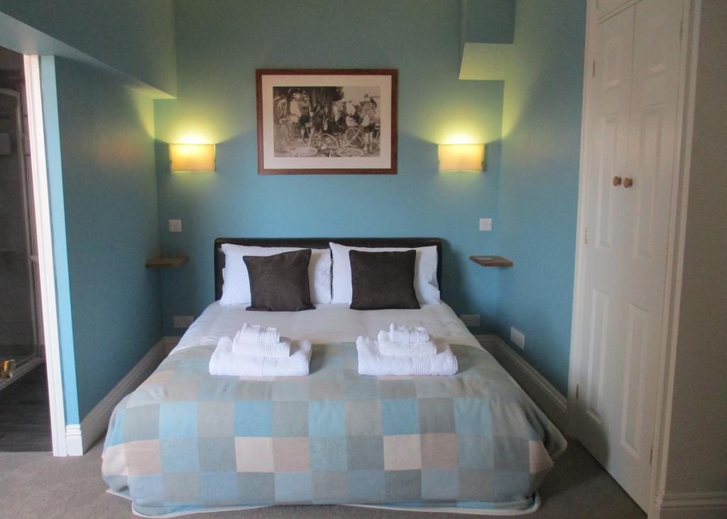 Corra Lynn Bed & Breakfast Whitby Exterior foto