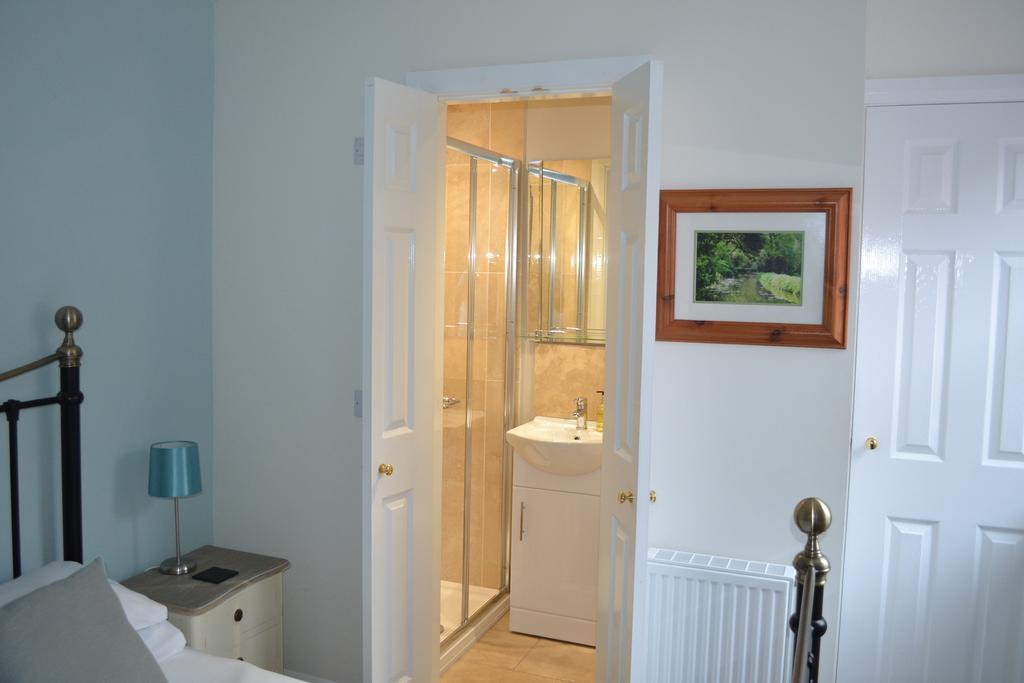 Corra Lynn Bed & Breakfast Whitby Exterior foto